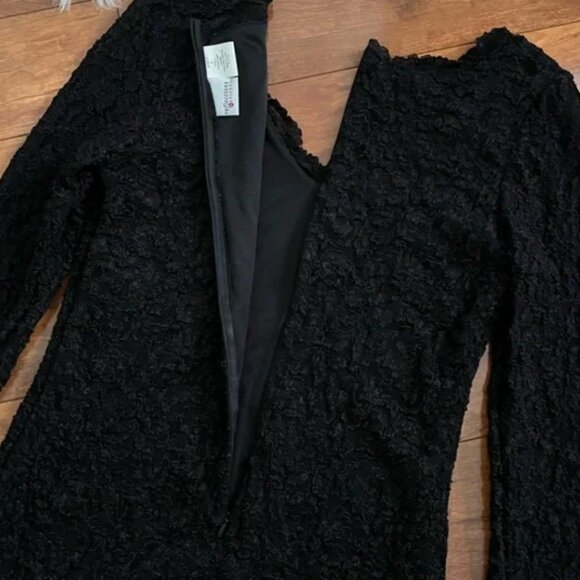 Reflections by Spiegel Black Long Sleeve V-Neck Lace Dress - Picture 9 of 12